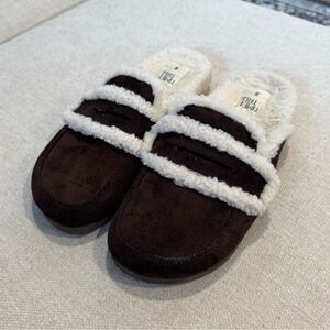Time and Tru - Dark Brown Suede Faux Shearling Slide On Mule Loafers, Sz 8